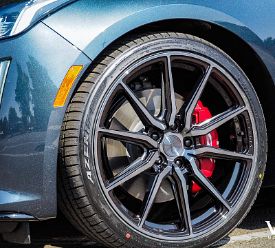 Фото дисков Vossen HF-3 на Cadillac CT5