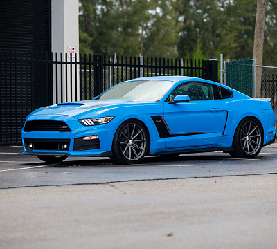 Фото дисков Vossen VFS-10 на Ford Mustang VI