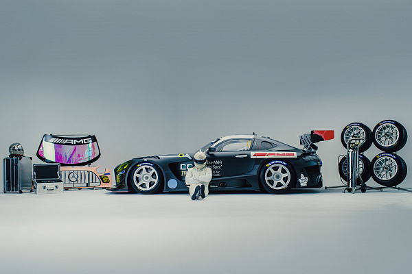Фото дисков Brixton Forged RS01 Серебро на Mercedes-Benz AMG GT I