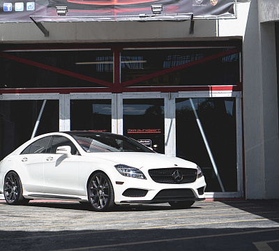 Фото дисков Vossen VFS-6 на Mercedes-Benz CLS (C218)
