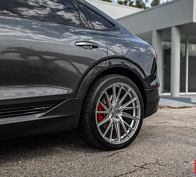 Фото дисков Vossen HF-4T на Audi E-tron