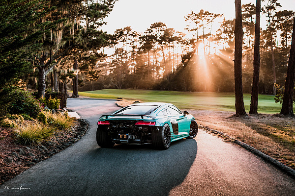 Фото дисков Brixton Forged PF8 Черный глянец на Audi R8 (4S)