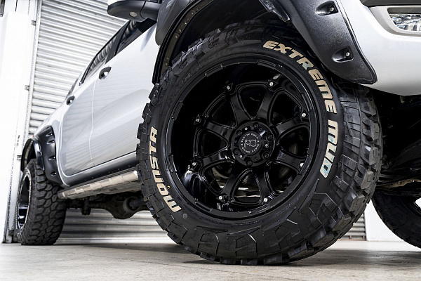 Фото дисков Black Rhino GLAMIS Черный сатин на Ford Ranger T6