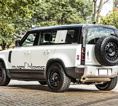 Фото дисков Black Rhino AXLE на Land Rover Defender II