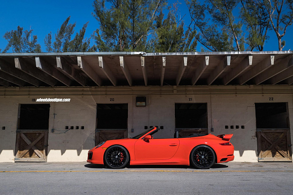 Porsche 991