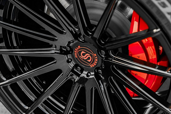 Фото дисков Strasse Wheels SV15 Deep Concave Duoblock Черный глянец на Tesla Model X