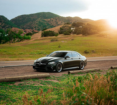 Фото дисков HRE 300 на Mercedes-Benz E-Class (W213, S213, C238)