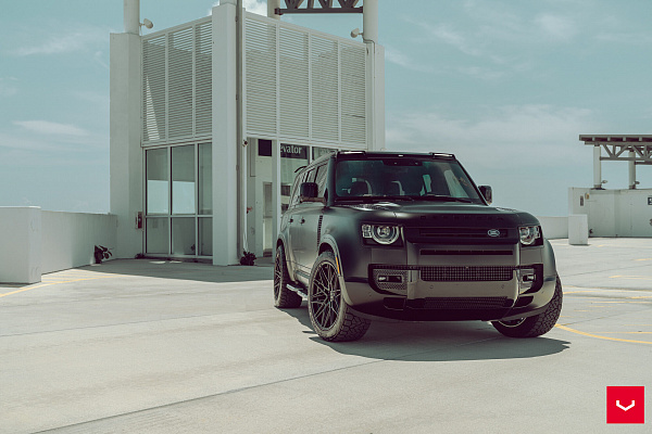 Фото дисков Vossen HF-7 Черный глянец на Land Rover Defender II