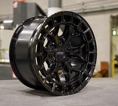 Vossen HFX-1 (6-Lug)