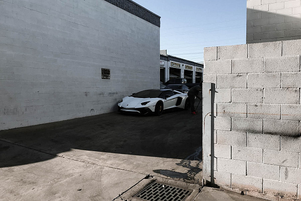 Фото дисков Brixton Forged PF10 Черный матовый на Lamborghini Aventador