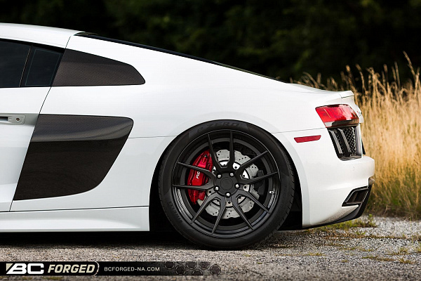 Фото дисков BC Forged HCA162 Черный матовый на Audi R8 (4S)