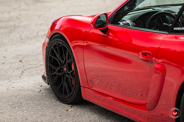 Фото дисков Vossen M-X3 Черный сатин на Porsche Cayman II
