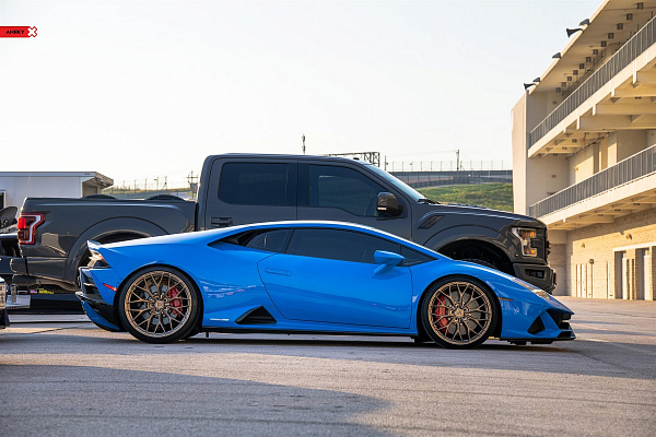 Lamborghini Huracan EVO