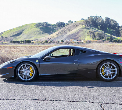 Фото дисков HRE R101 Lightweight на Ferrari 458
