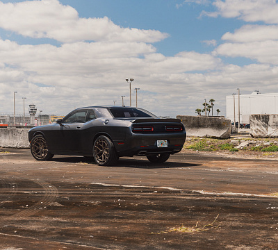 Фото дисков Vossen HFX-1 (5-Lug) на Dodge Challenger III