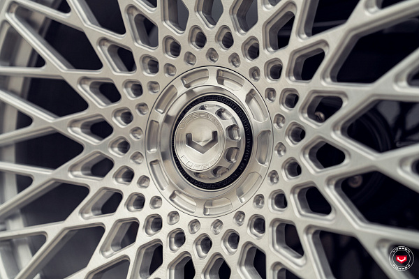 Фото дисков Vossen GEN-05 (3-piece) Глянцевый лак на Mercedes-Benz G-Class III
