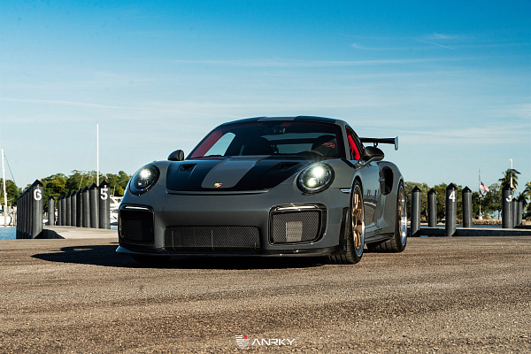 Фото дисков Anrky JDX-314 Сатиновое золото на Porsche 911 VII