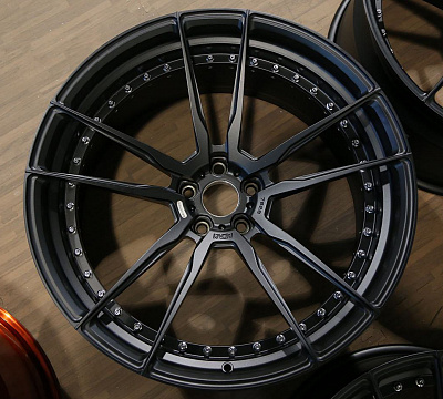 ADV.1 ADV5.2 M.V2 CS