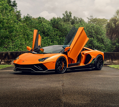 Фото дисков 1886 Wheels G010 на Lamborghini Aventador