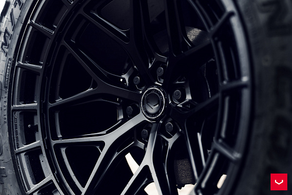 Фото дисков Vossen HFX-1 (6-Lug) Черный глянец на Ford Bronco