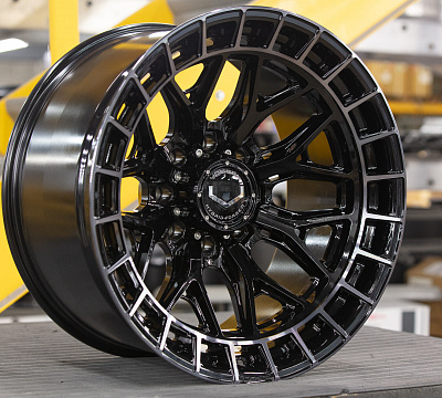 Vossen HFX-1 (8-Lug)