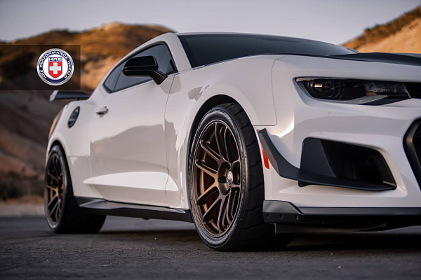 Фото дисков HRE RC104 Сатиновая бронза на Chevrolet Camaro VI