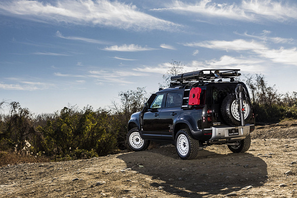 Land Rover Defender II