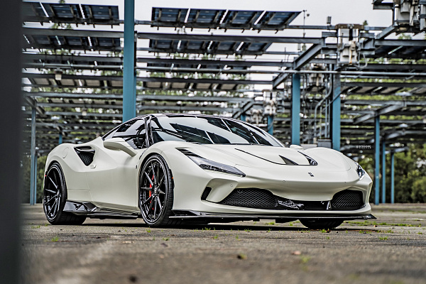 Фото дисков Strasse Wheels SV10 Deep Concave FS Черный глянец на Ferrari SF90
