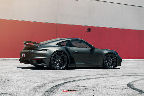 Фото дисков HRE S101SC Черный сатин на Porsche 911 VIII