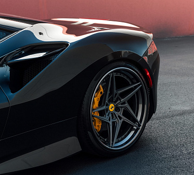 Фото дисков Anrky S3-X3 на Ferrari F8