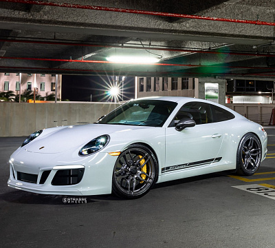 Фото дисков Strasse Wheels SV4 Deep Concave Monoblock на Porsche 911 VII