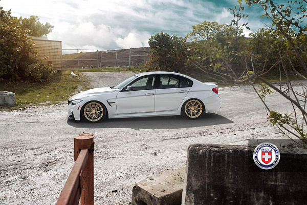 Фото дисков HRE R101 Глянцевое золото на BMW 3/M3 (F3x/F80)