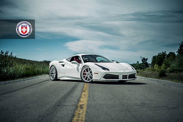 Фото дисков HRE P101 Глянцевый лак на Ferrari 488