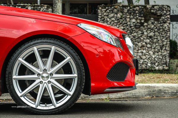 Фото дисков Vossen VFS-10 Серебро на Mercedes-Benz E-Class (W212, S212, C207)