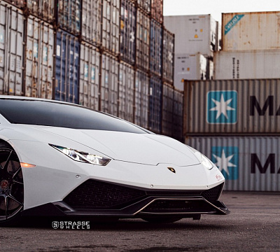 Фото дисков Strasse Wheels SM5R Deep Concave Monoblock на Lamborghini Huracan