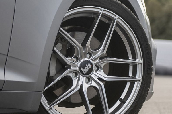 Фото дисков Bola B11 Глянцевый лак на Audi A/S/RS 5 (F5)