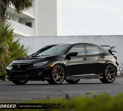 Фото дисков BC Forged RZ05 на Honda Civic Type R FL5