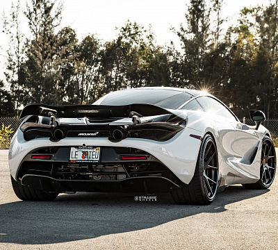Фото дисков Strasse Wheels SM5R Deep Concave FS на McLaren 720S