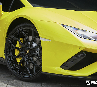Фото дисков Vossen S17-01 на Lamborghini Huracan