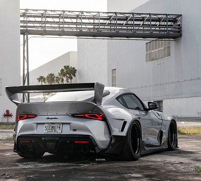 Фото дисков Strasse Wheels S6 Competition на Toyota Supra A90
