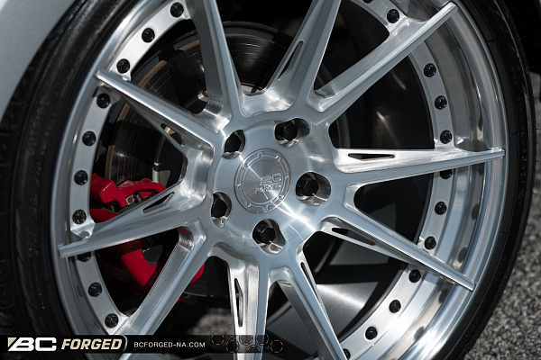 Фото дисков BC Forged HCA382 Глянцевый лак на Volkswagen Golf VII