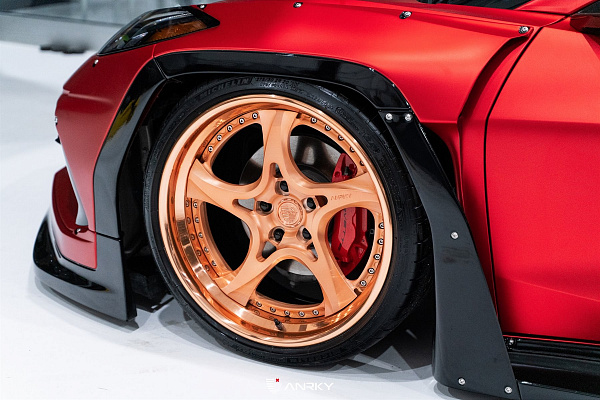 Фото дисков Anrky XR-305 Глянцевая медь на Chevrolet Corvette C8