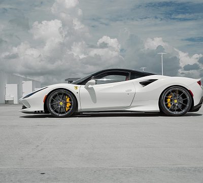 Фото дисков Anrky AN12 на Ferrari F8