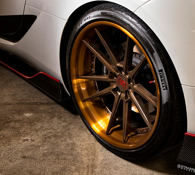 Фото дисков Strasse Wheels SV1 Deep Concave FS на Lexus LC 500