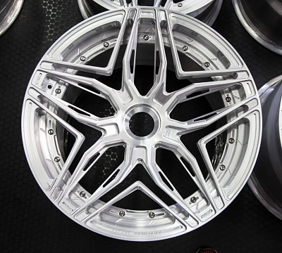 ADV.1 ADV005F M.V2 Advanced Series
