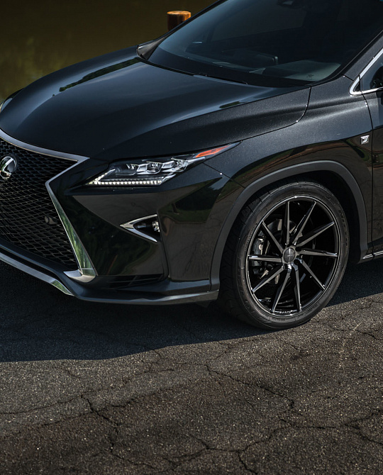 Фото дисков CVT Черный глянец на Lexus RX IV