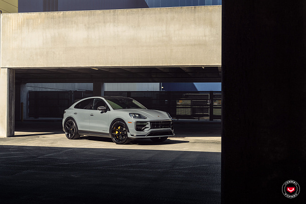Фото дисков Vossen EVO-3 Черный глянец на Porsche Cayenne III