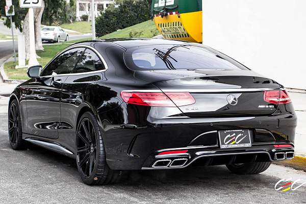 Фото дисков CEC C25 Черный глянец на Mercedes-Benz S-Class (W222, C217)