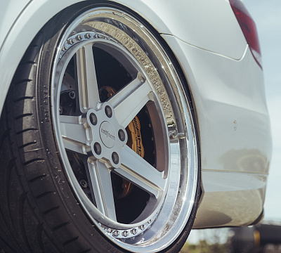 Фото дисков Rotiform PNT на Mercedes-Benz E-Class (W212, S212, C207)