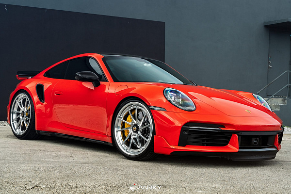 Фото дисков Anrky AN33 Полированный лак на Porsche 911 VIII